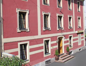 Pension Stoi budget guesthouse, Innsbruck, Österreich
